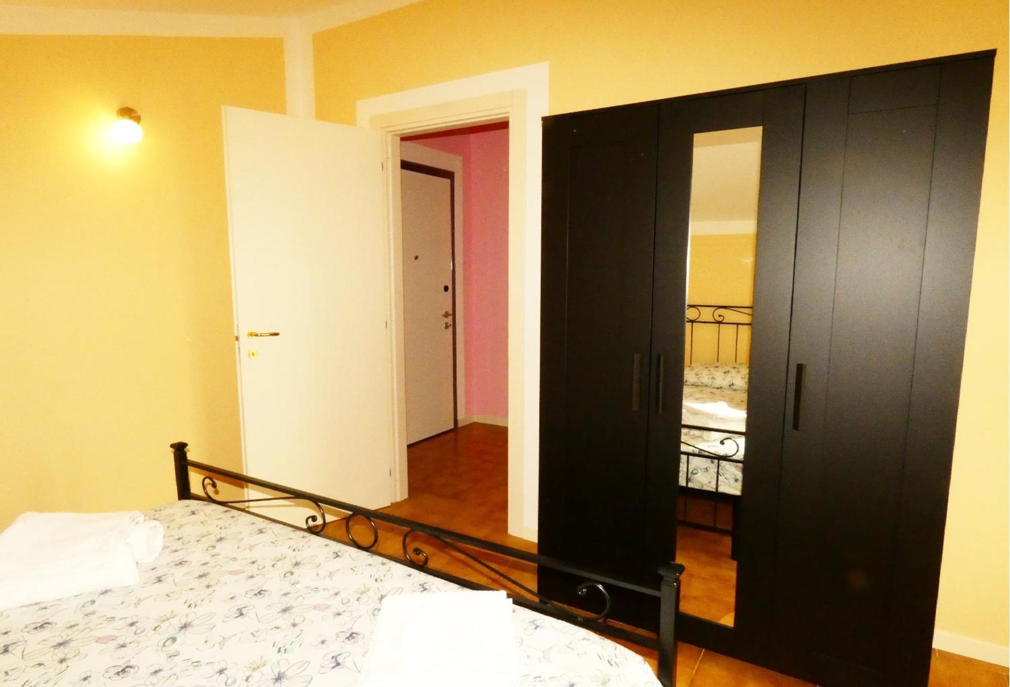 Casa Vacanze Sabrina Польпенацце-дель-Гарда Экстерьер фото